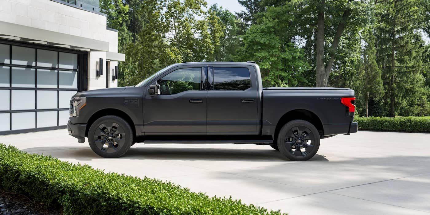 Ford’s electric pickup is suddenly selling like hotcakes…