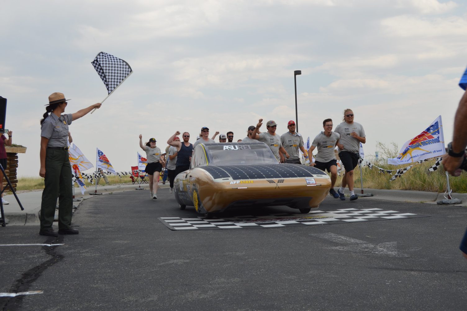 Electrek American Solar Challenge