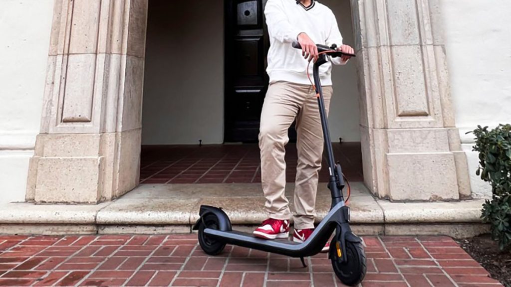 Segway Ninebot E2 Plus e-KickScooter