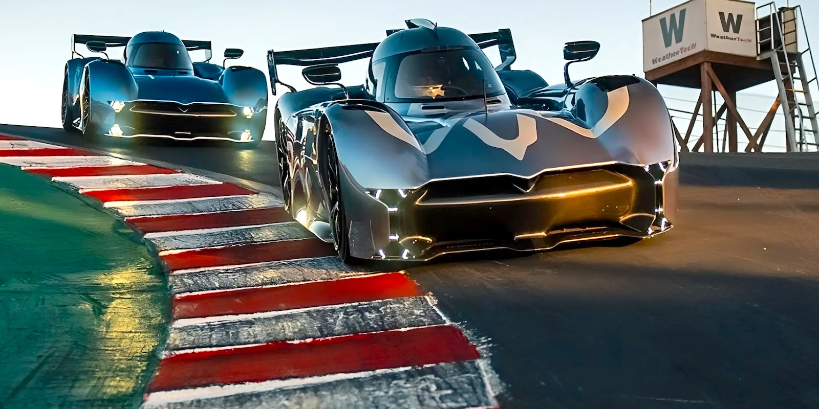 Insane hypercar absolutely sucks its way into the record books