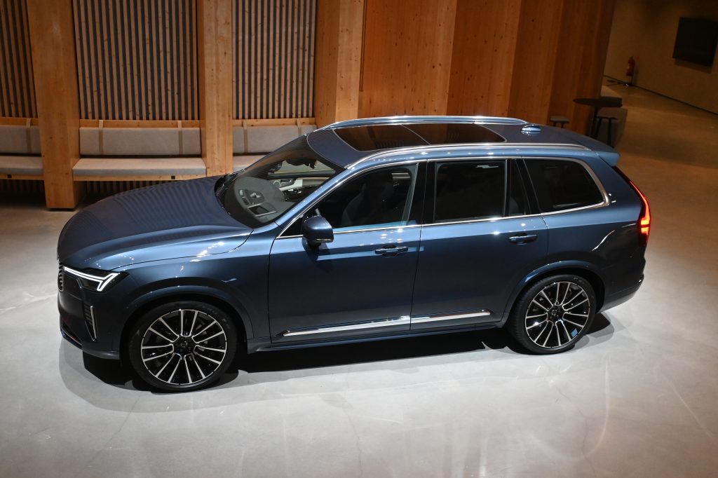 2025 Volvo XC90 