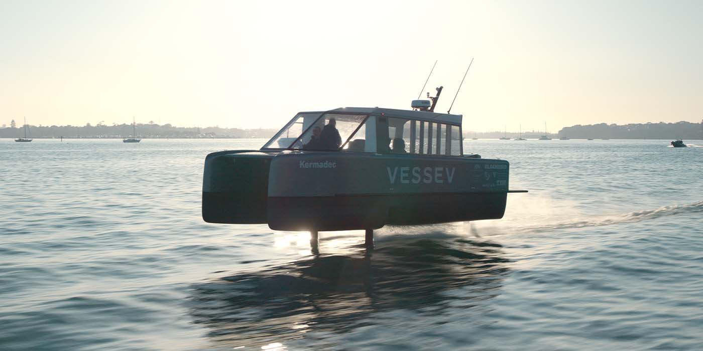 Electric hydrofoil boat