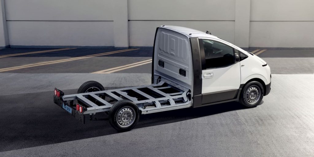 Hyundai-first-electric-work-truck