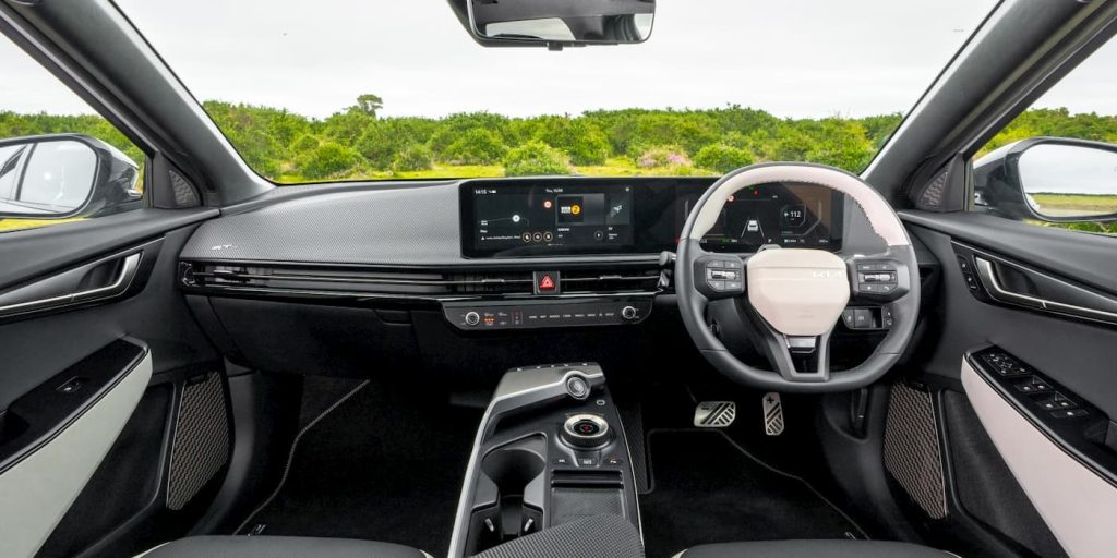 Kia's-new-EV6-UK-interior