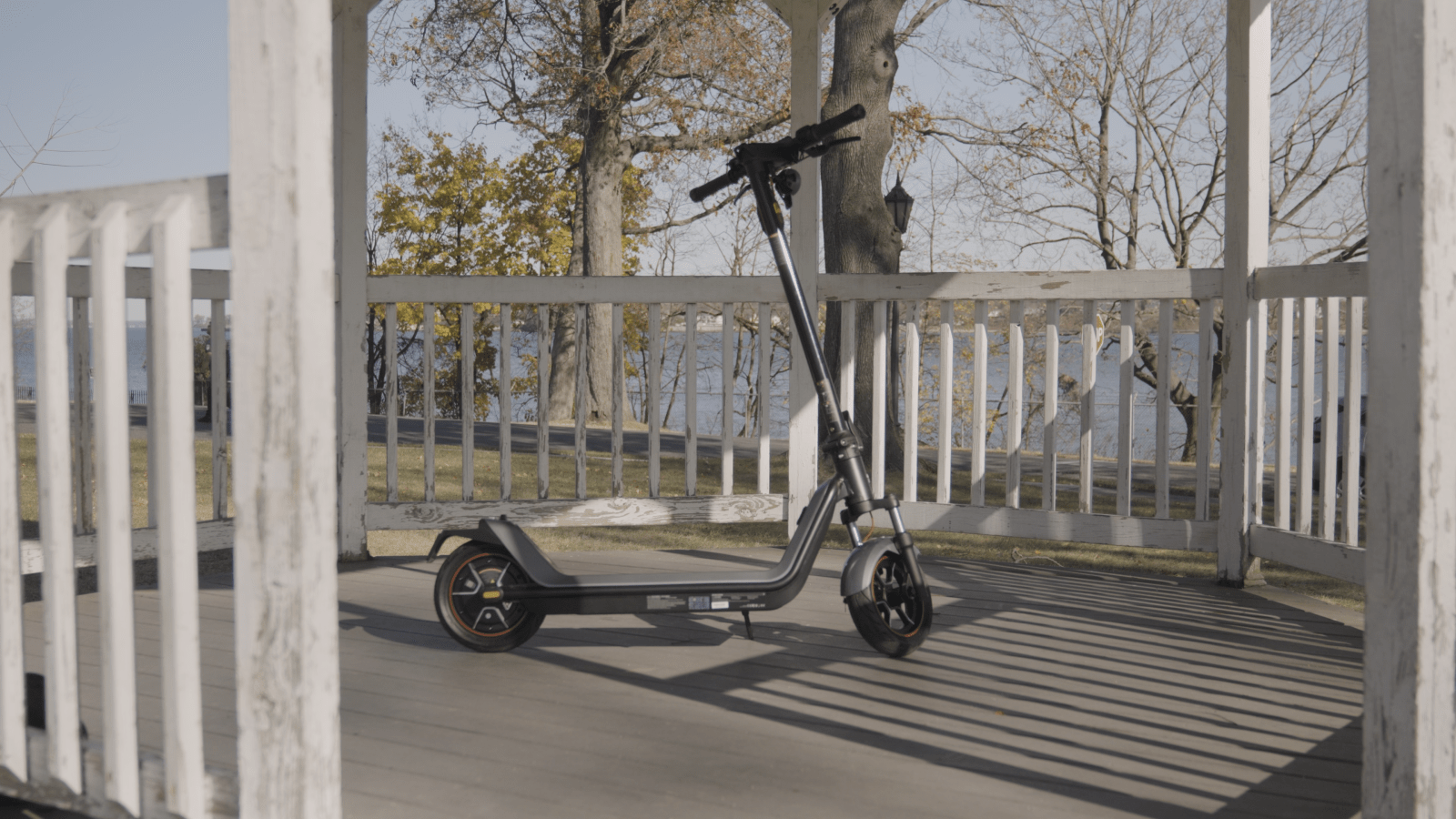 Video: NIU’s KQI 300X all-terrain urban commuter scooter