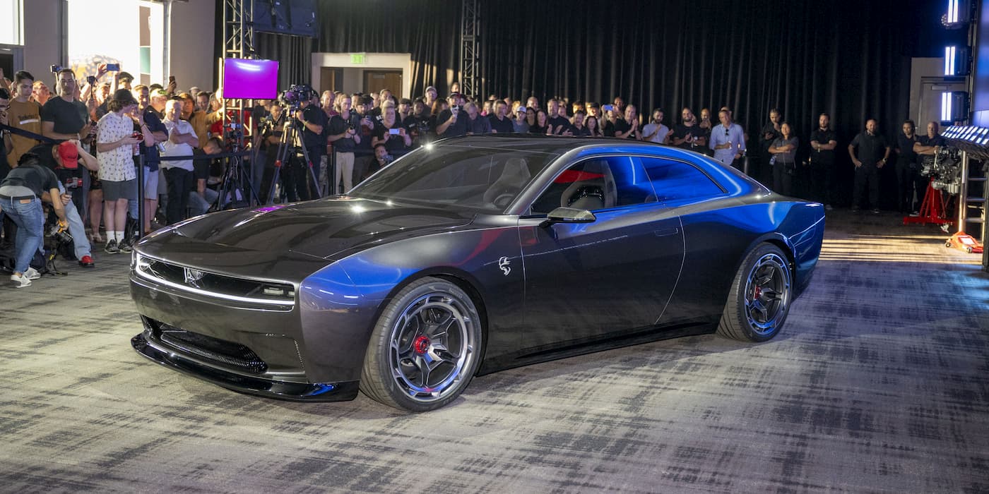 Dodge clings to gas Charger as first EV muscle car finally arrives, image size:1400x700