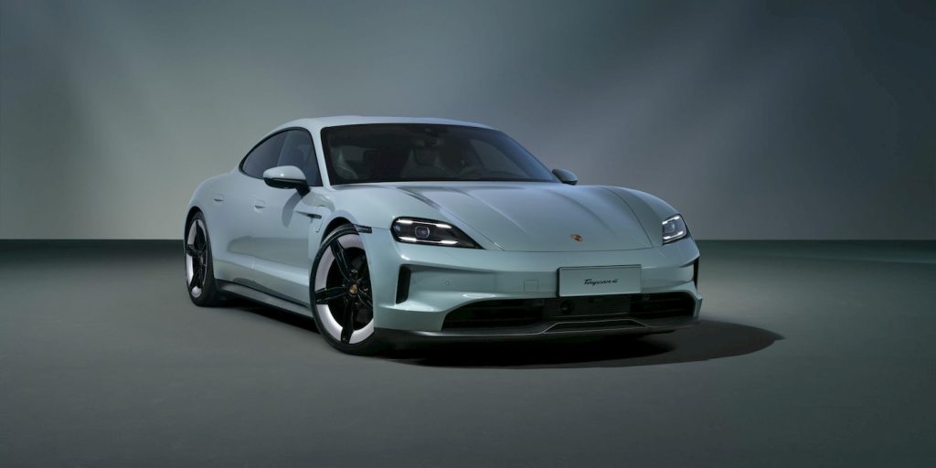 Porsche-new-Taycan-EV-4