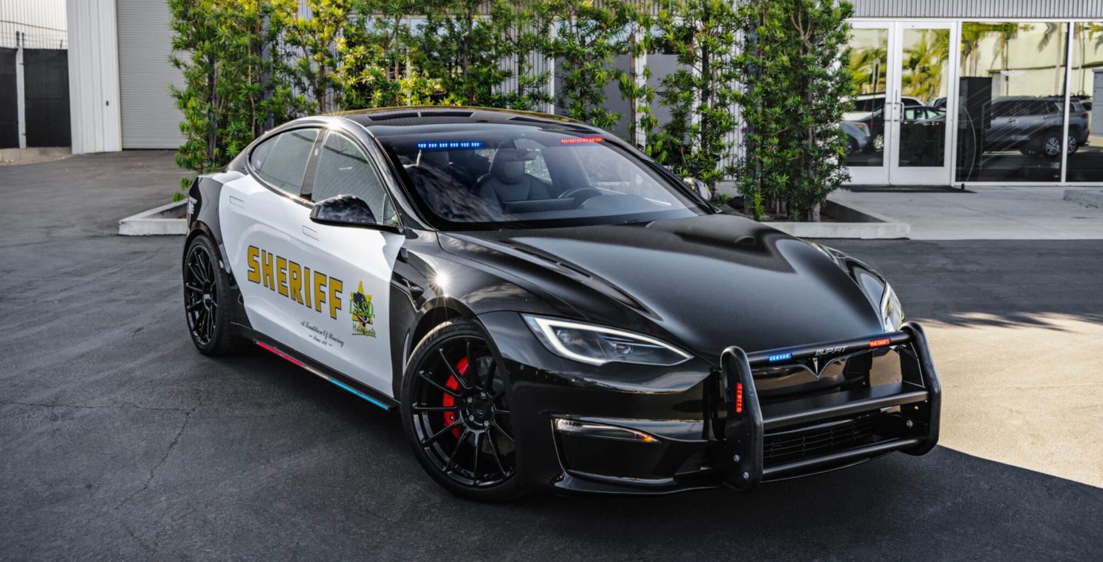 Tesla Model S plaid police patrol car