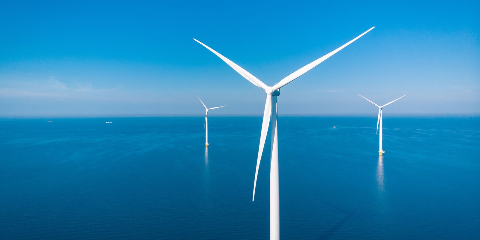 UK wind farms generate a record 22.7 GW of power on a single day