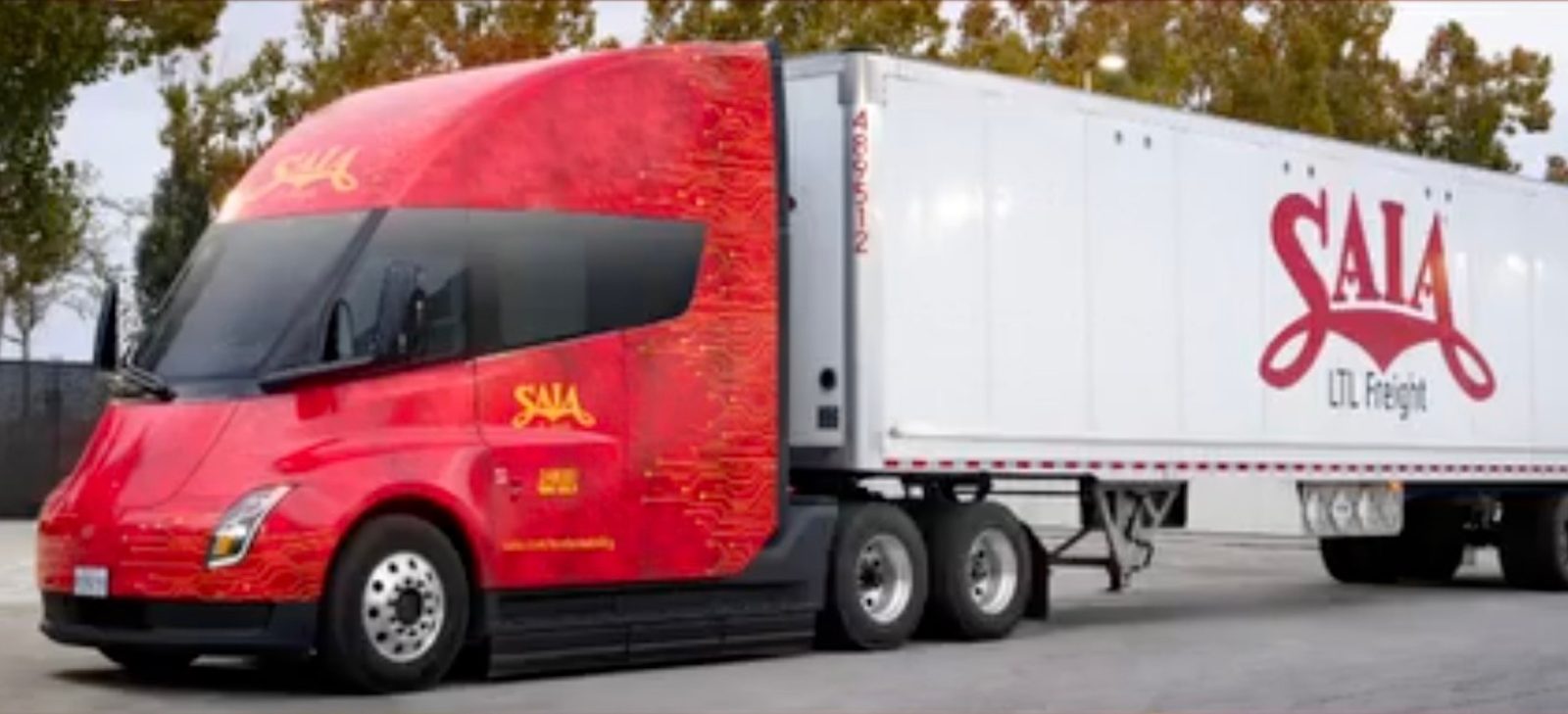 Tesla Semi SAIA