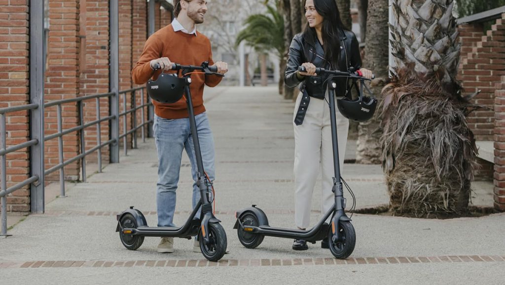 Segway Ninebot F2 e-scooter