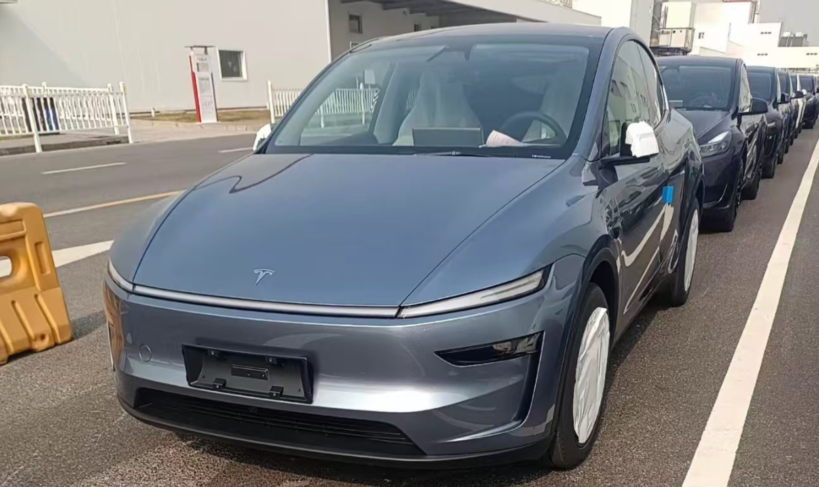 Tesla Model Y glacier blue