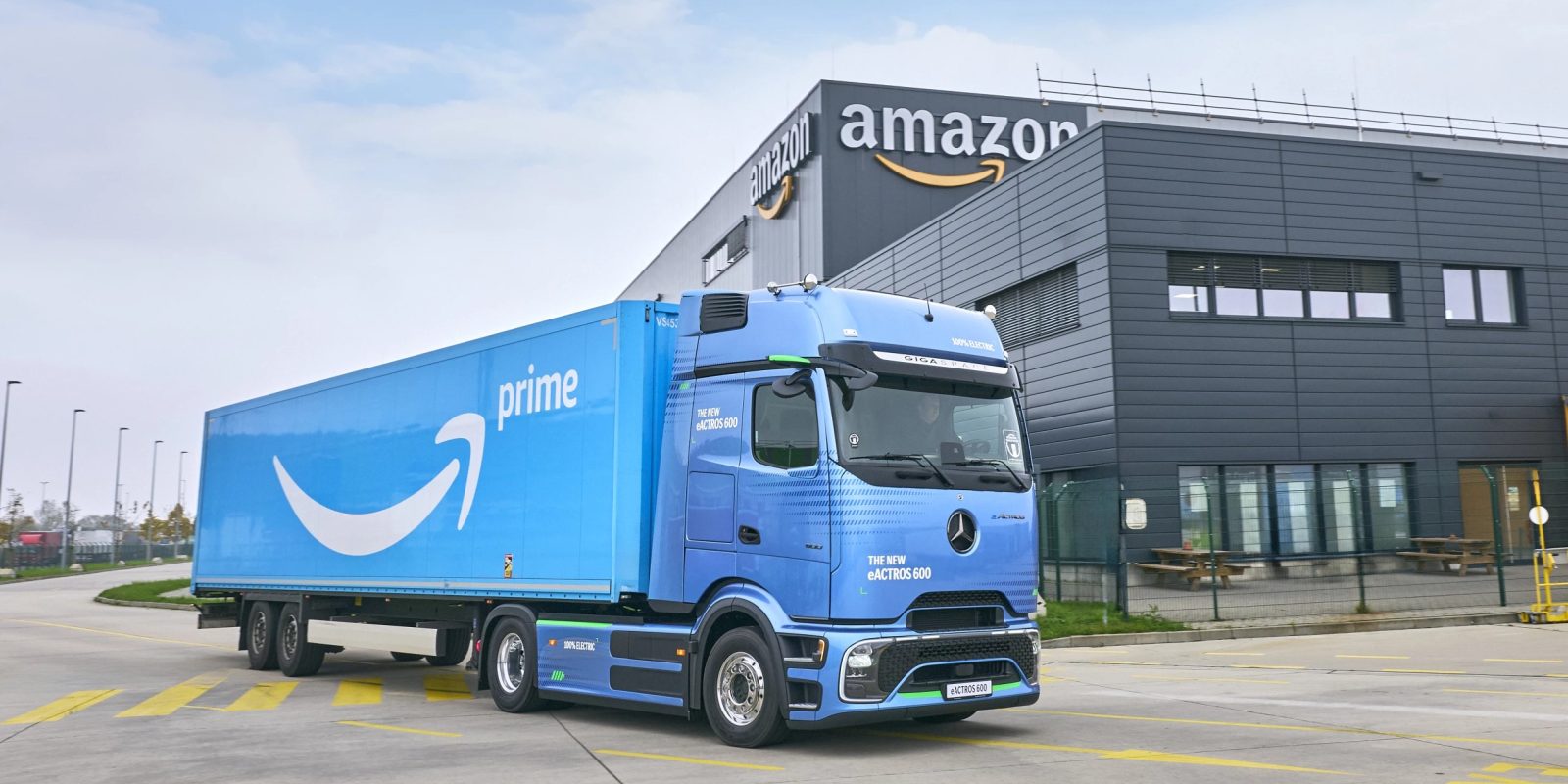 Amazon electricek semi trucks