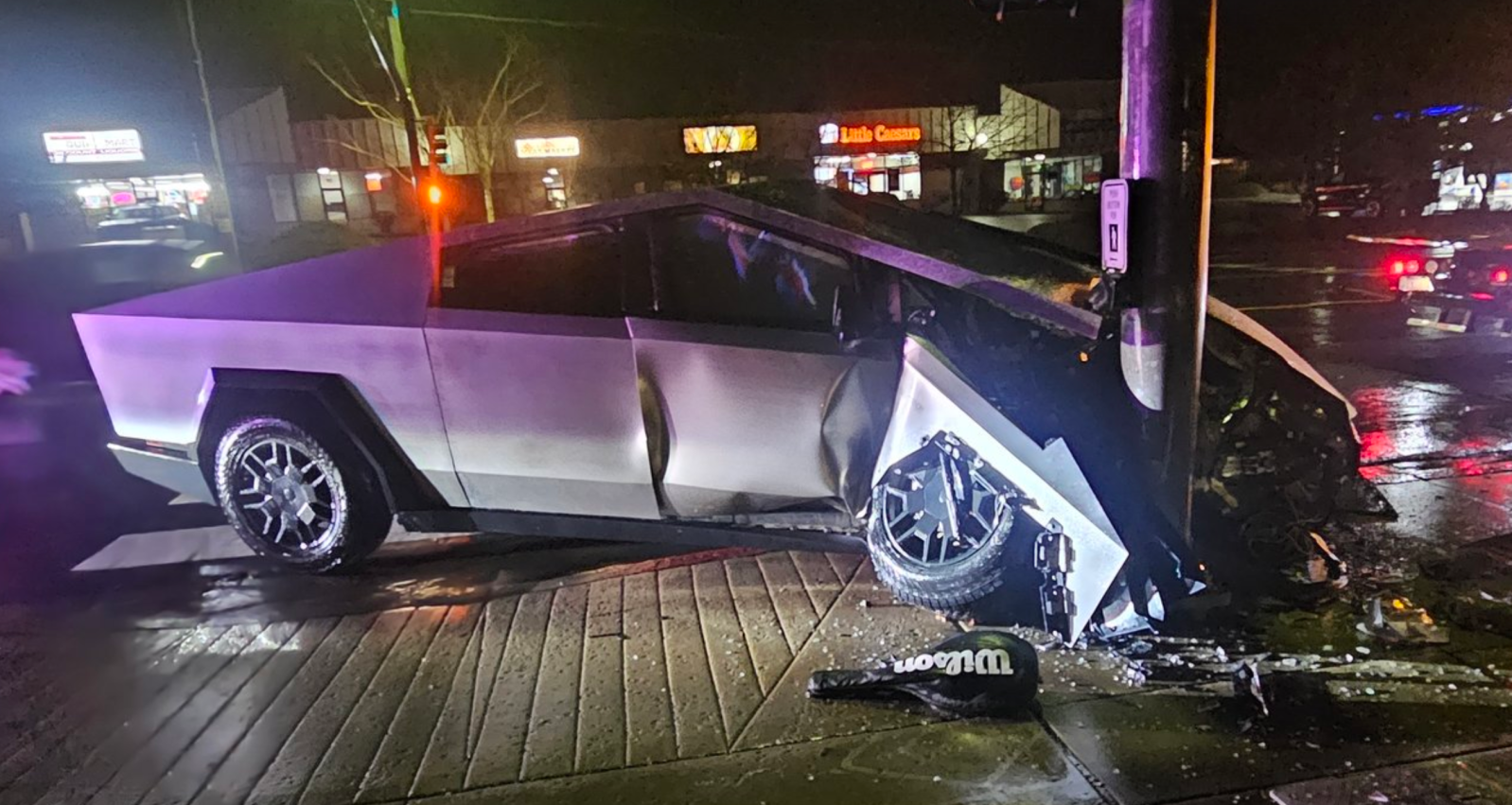 Tesla Cybertruck crash on Full Self-Driving v13 goes viral