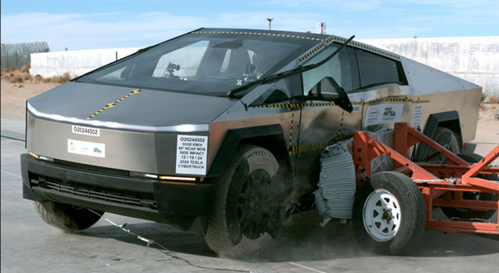 Tesla Cybertruck crash test