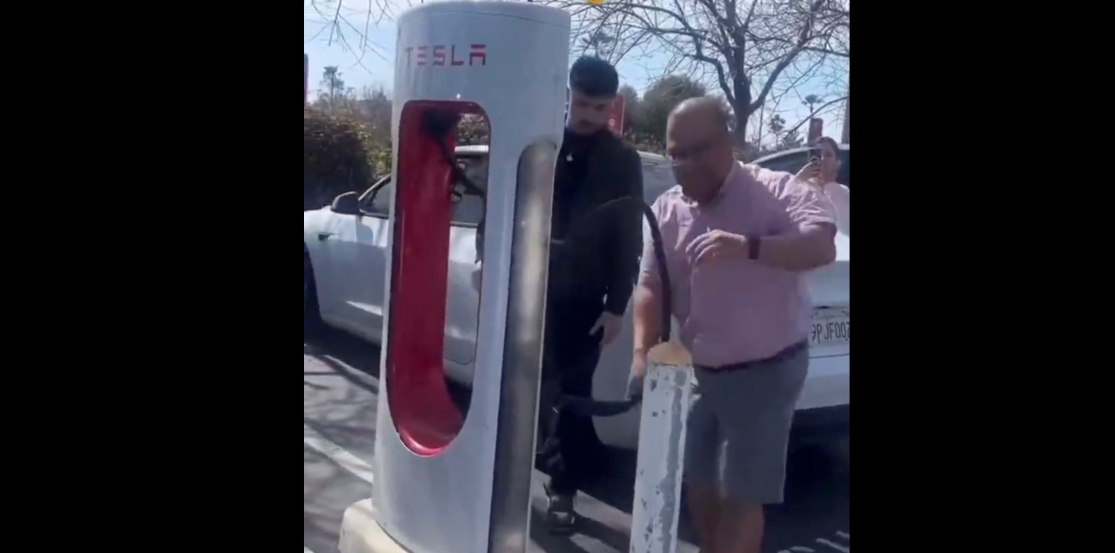 Tesla Supercharger fight