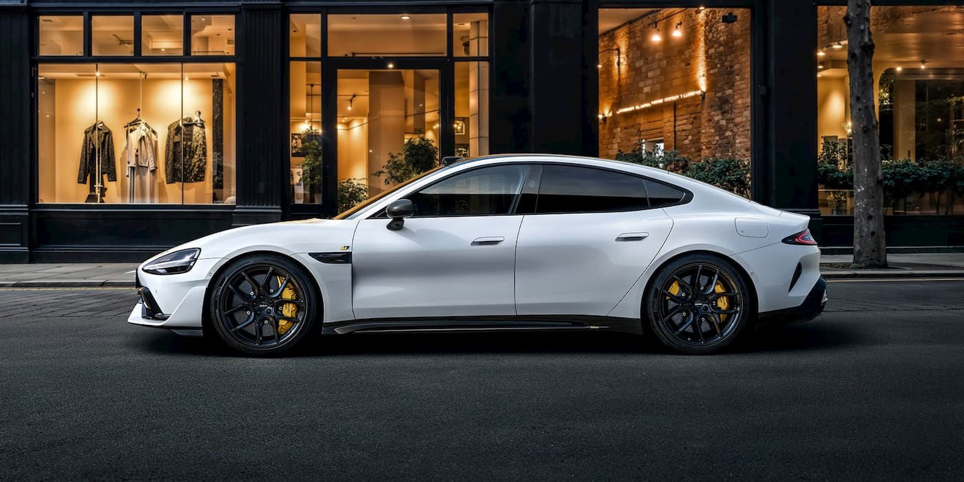 photo of Xiaomi SU7 outsells Tesla Model 3 in China for the first time image