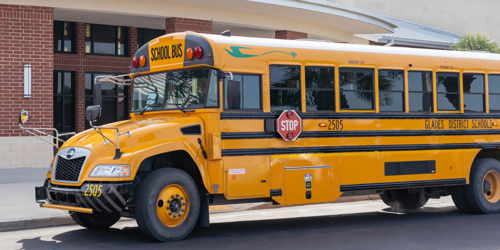 Glades County School District Welcomes New, Modernized Electric School Buses