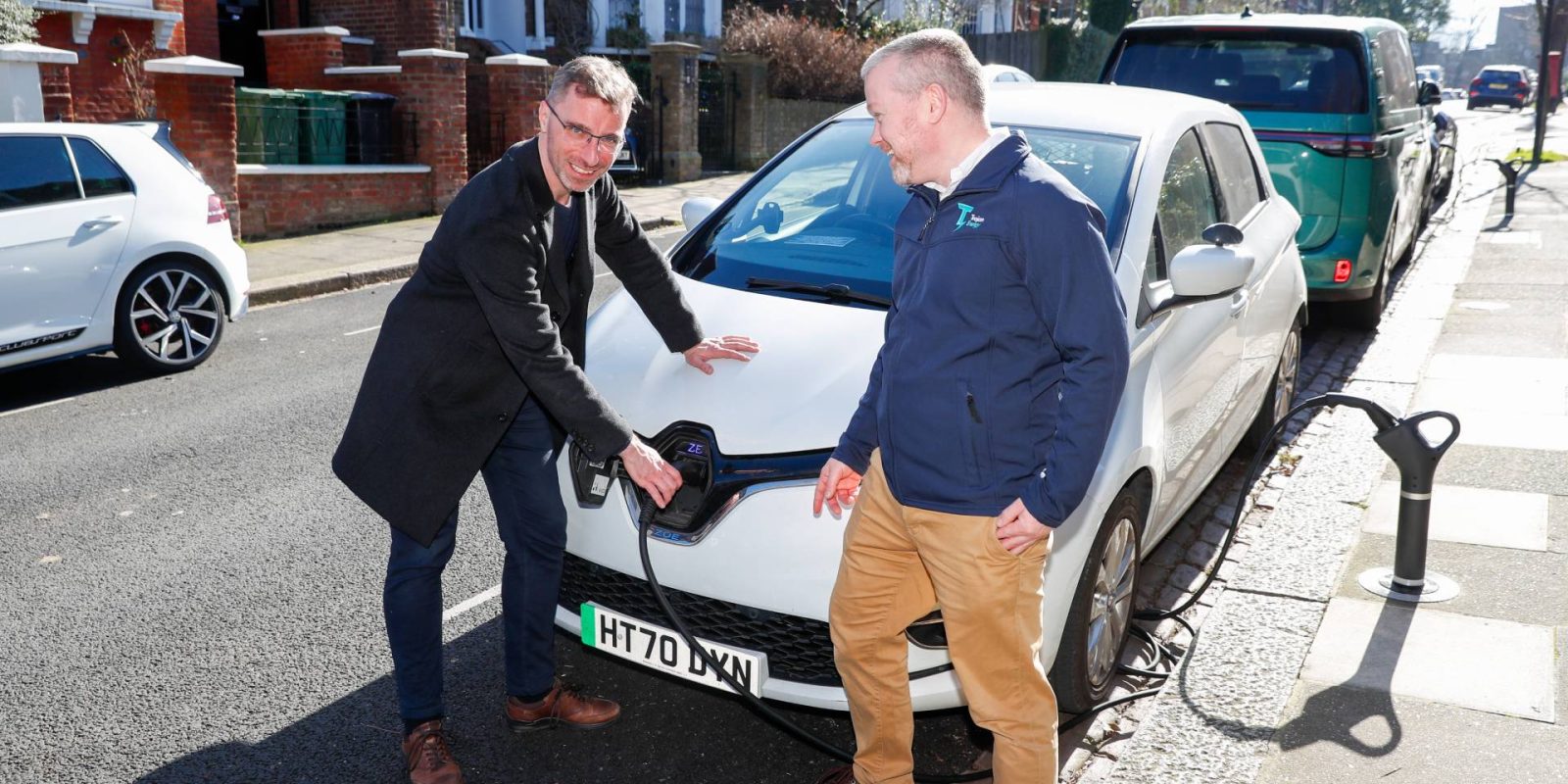 London sidewalk EV chargers