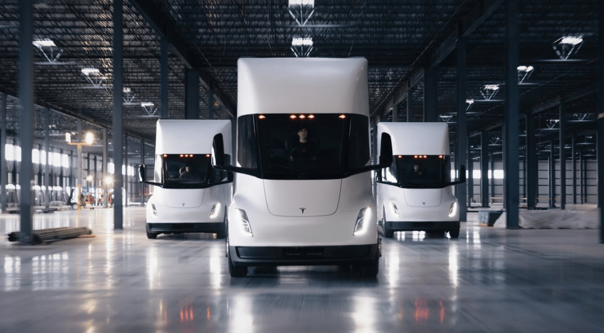 Einride Orders 500 Tesla Semis in Biggest EV Truck Deal