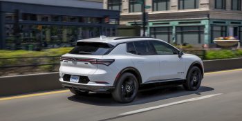 Chevy-Equinox-EV-registrations