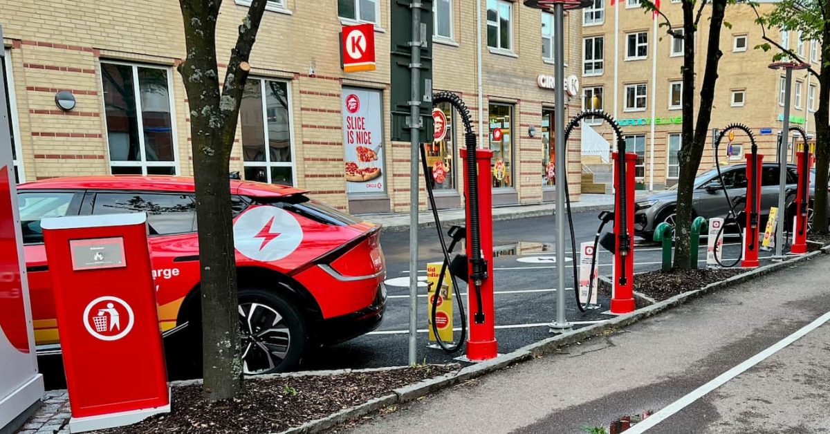 juul charger circle k opens first EV charging-only spot with no gas pumps BRAND_GEEK BAR PULSE 2 Sabor:Fresa y Mango How long does vape