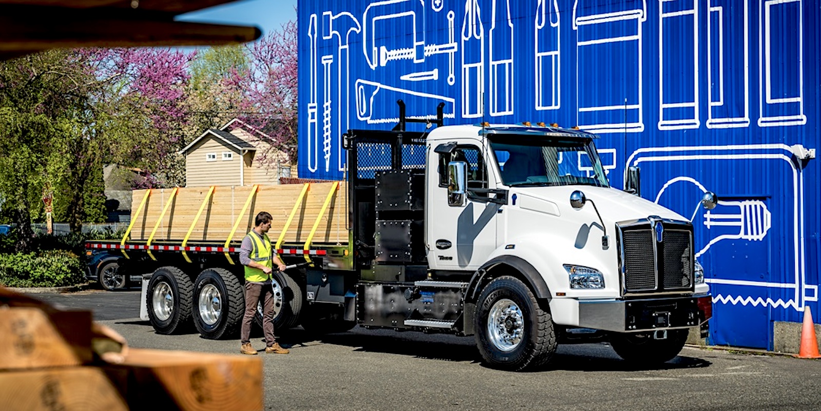 Survey Sunday: what will it take for fleets to realize electric works – TODAY?