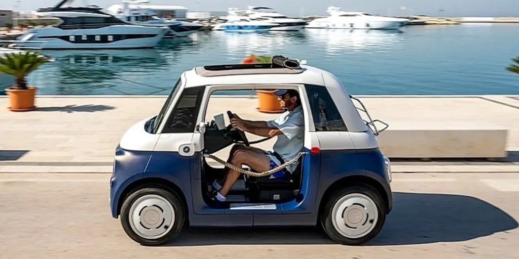 Fiat Celebrates the Advent of Summer With the Topolino Vilebrequin, an Easygoing Beach Car