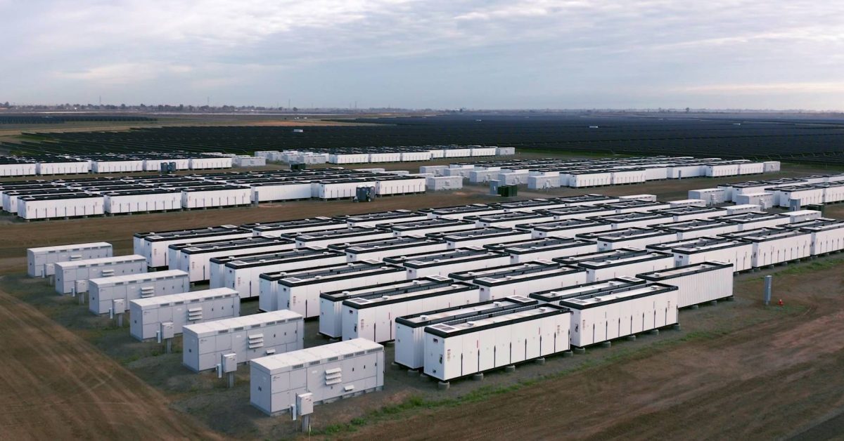 Arizona brings a huge grid battery online ahead of peak demand