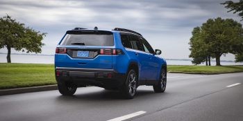 Jeep-Cherokee-hybrid
