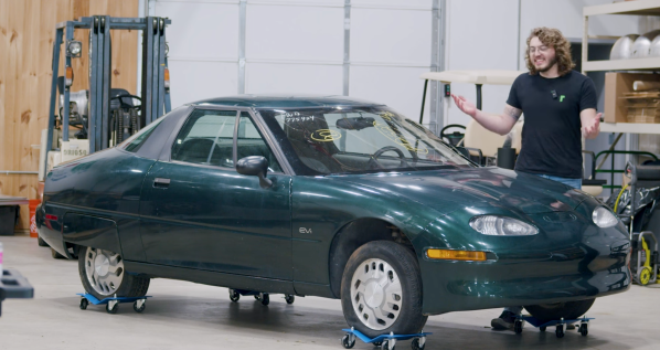 A rare GM EV1 saved from the crusher is going to be driveable again