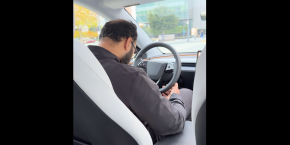Tesla Robotaxi driver asleep