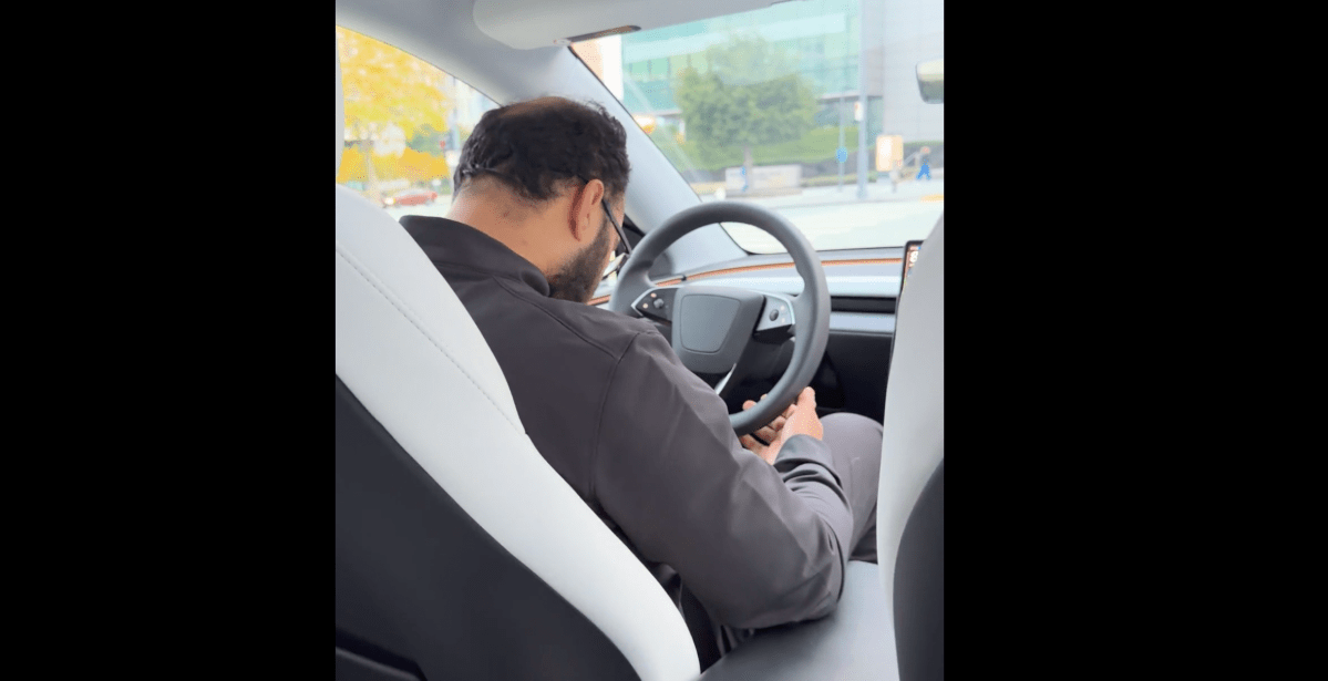Krishnamoorthi gives DOT Sept 30 deadline on Tesla FSD