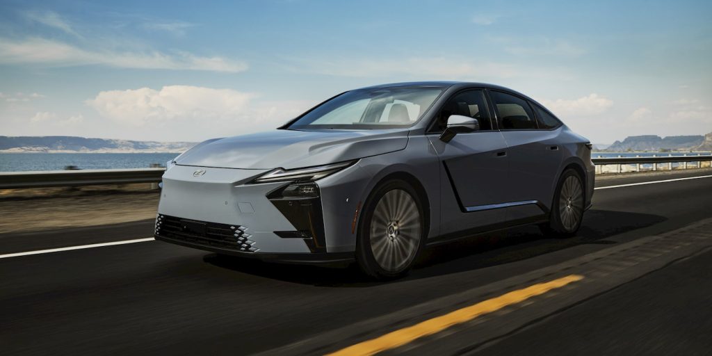 new-2026-Lexus-ES-EV