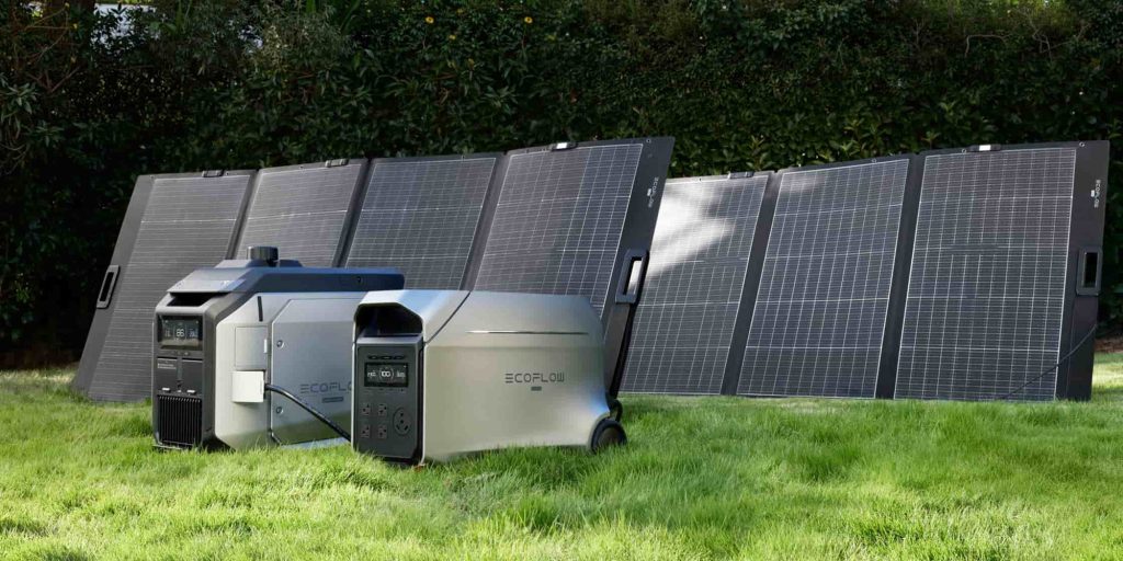 EcoFlow DELTA 3 Ultra Plus power station in yard with smart generator and solar panels