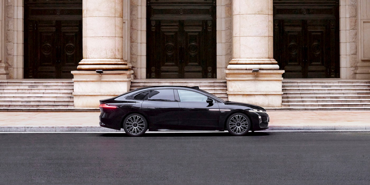 Solid-state-EV-batteries-China