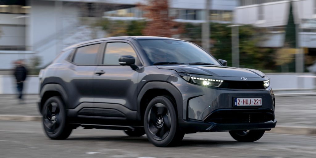 Toyota-Urban-Cruiser-front