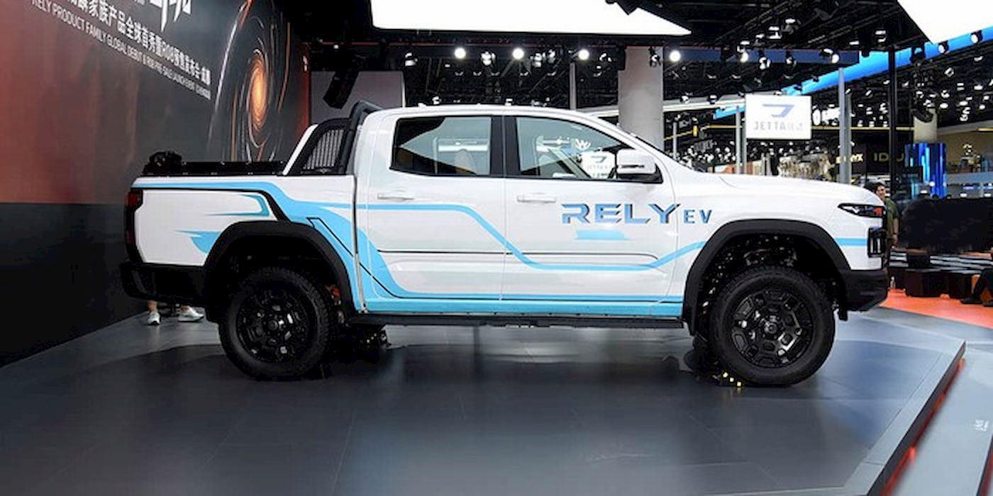 This new Chinese EV pickup looks a Toyota Hilux, but it’s only $18,000