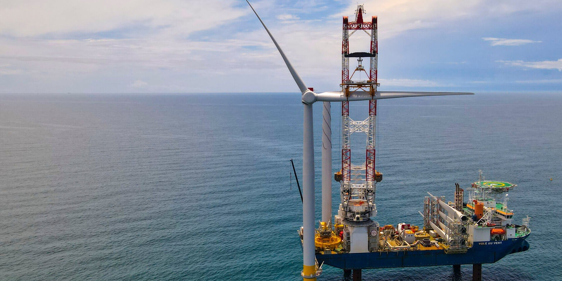 electrek.co - Michelle Lewis - US wind just had a big comeback - and 2026 could be even bigger