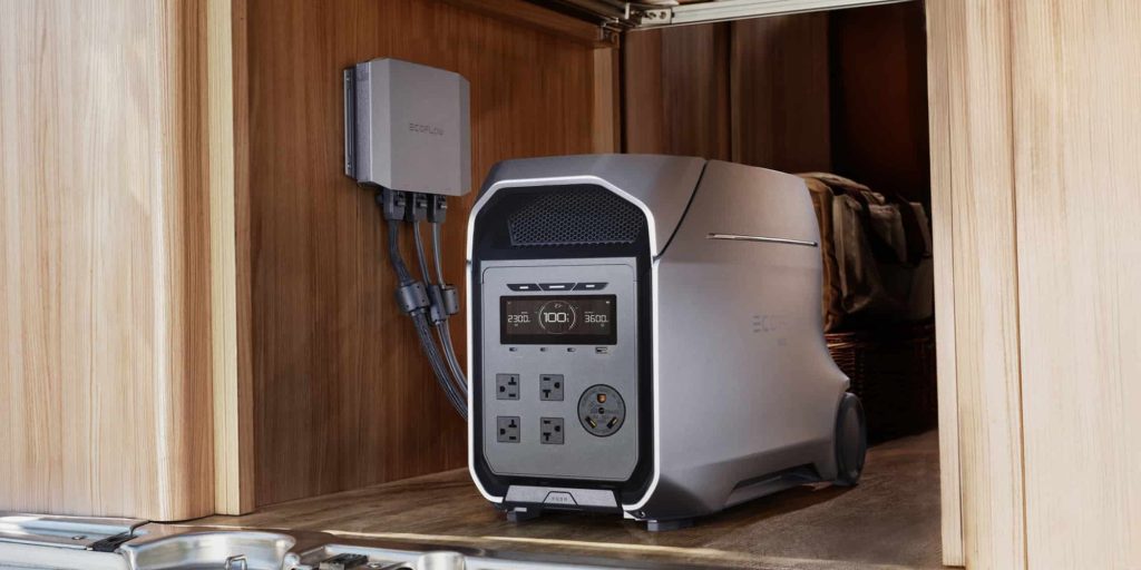 EcoFlow DELTA 3 Ultra Plus Portable Power Station connected to box