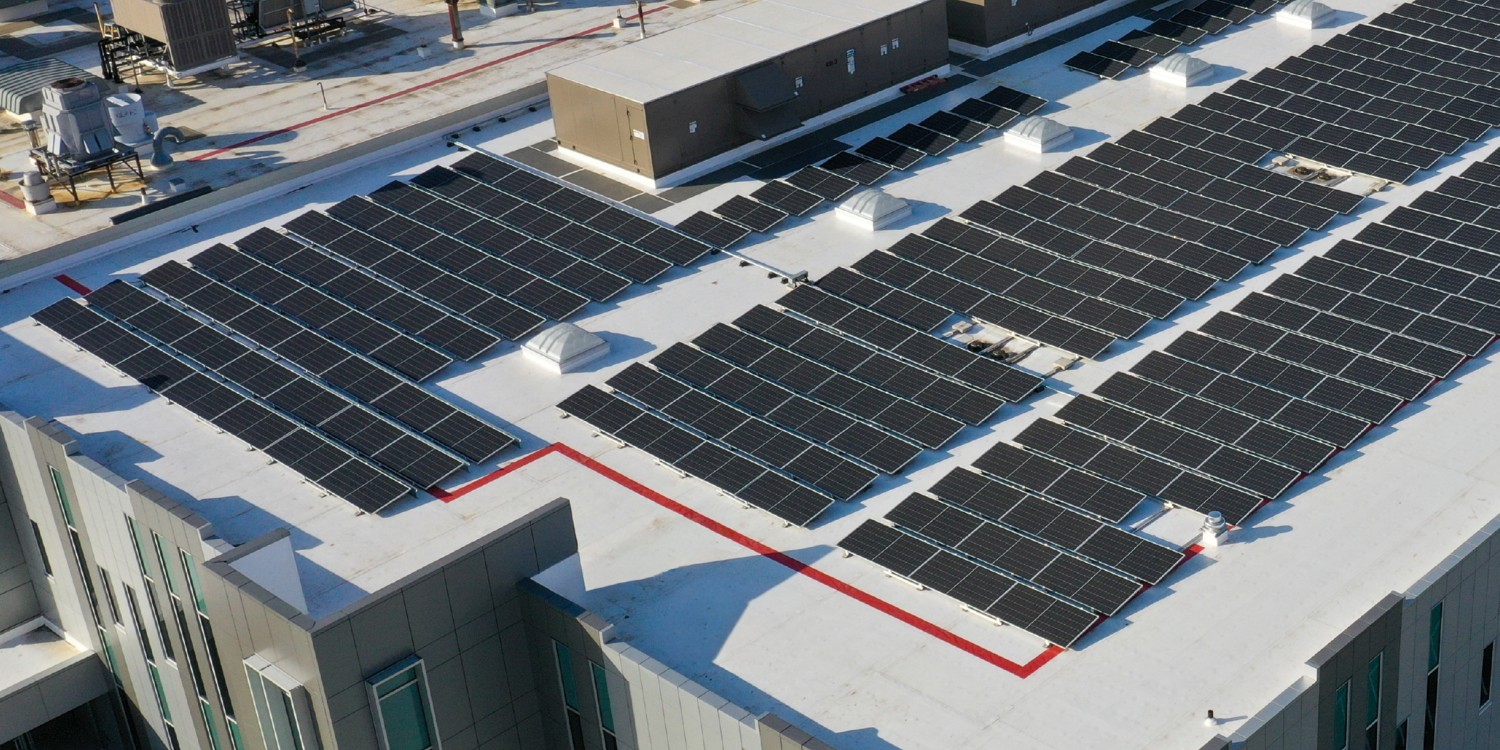 photo of Subaru’s US factory is now exporting clean power to itself image