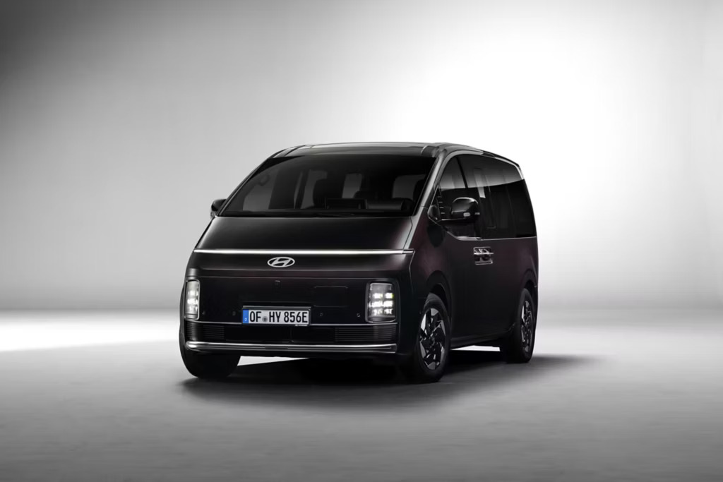 Hyundai-biggest-EV-in-action