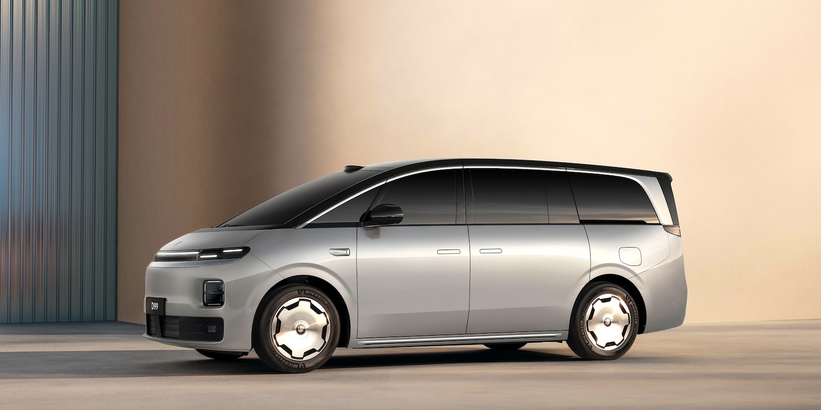 The electric minivan Dodge dealers need already exists – just not here