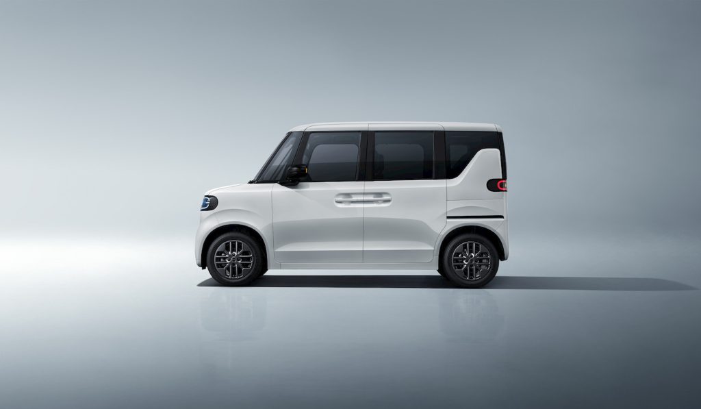 BYD's first electric kei car already looks like a hit - EVSHIFT