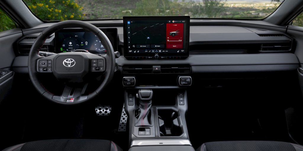 Toyota-new-RAV4-PHEV-interior