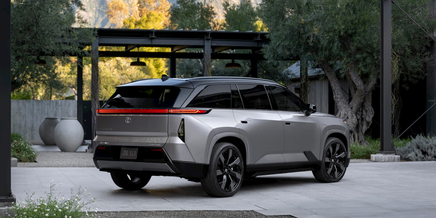Toyota reveals the Highlander EV as first 3-row electric SUV&hellip;