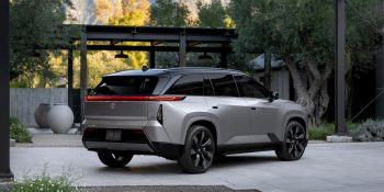 Toyota-delaying-Highlander-EV-problem