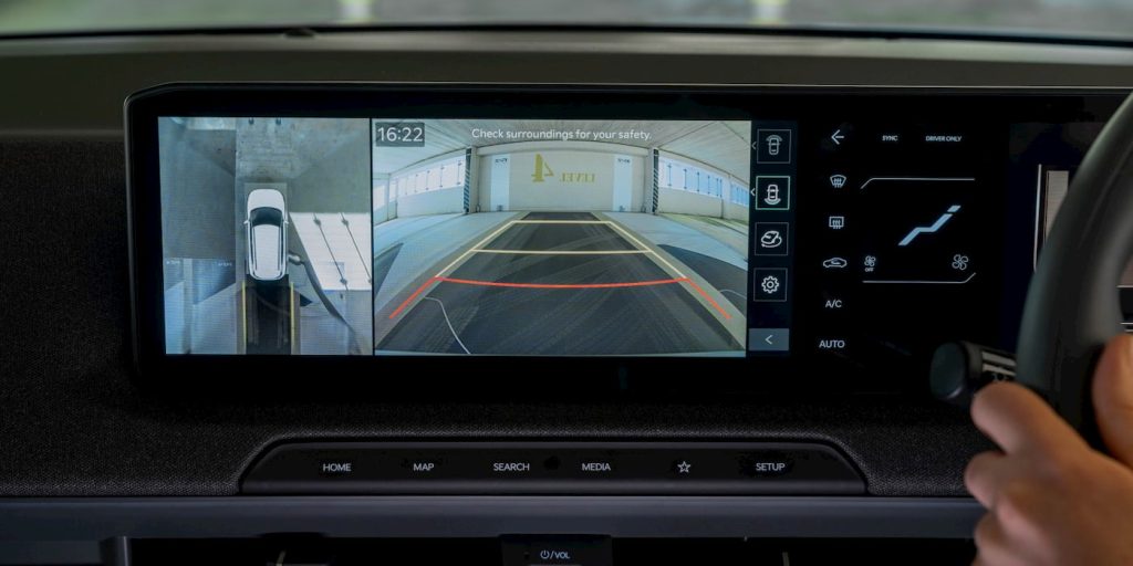 Kia-EV2-remote-parking