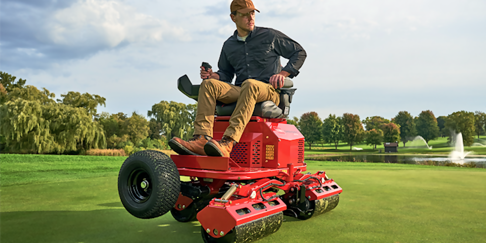 Leading course machinery company introduces electric version of its top-selling greens roller.