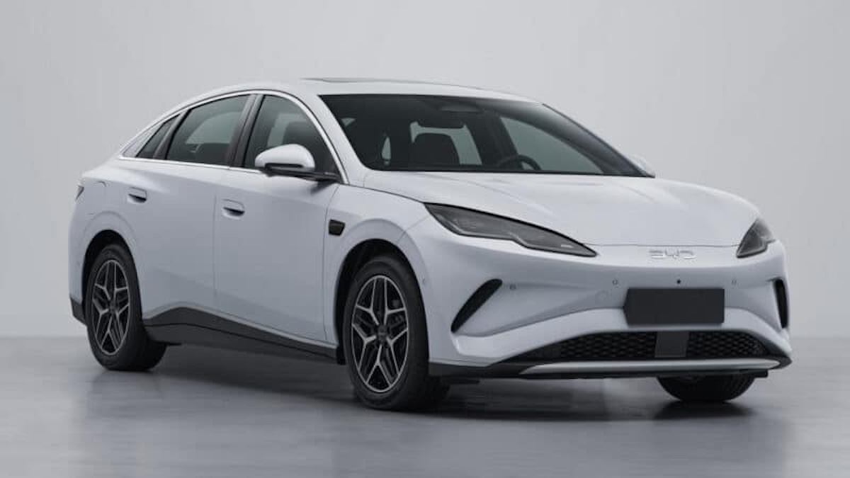 BYD Seal 08 debuts with Blade Battery 2.0: 1,000 km range, 5-min ...